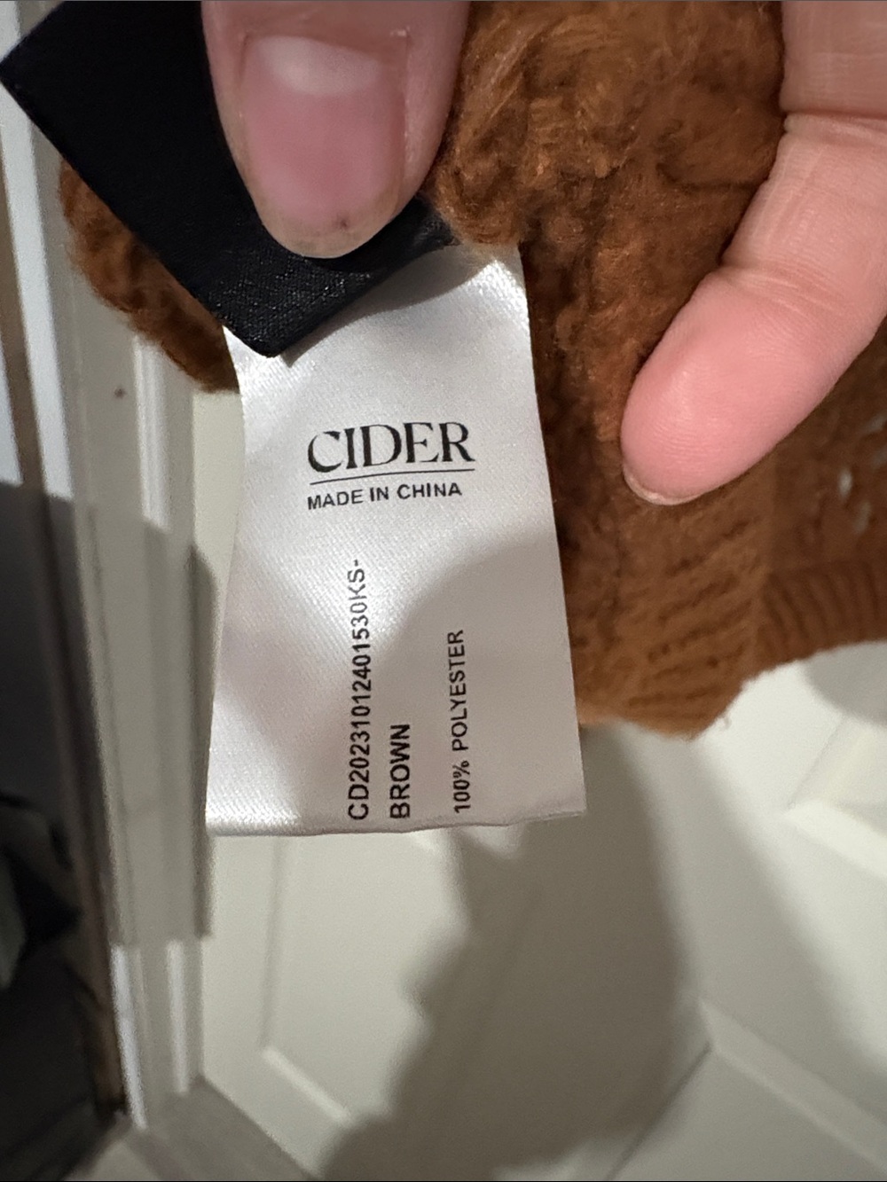 Cider Rust-Brown Open Knit Cable Scoop Sweater - Picture 4 of 4